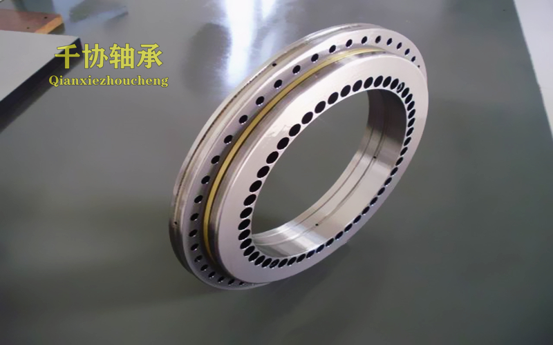 YRT轉(zhuǎn)臺軸承如何選擇？選擇條件和預(yù)緊的作用