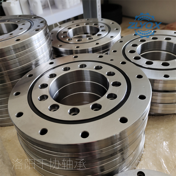 交叉滾子軸承密封保存的原則和方法是什么? 交叉滾子軸承密封保存的原則和方法是什么?